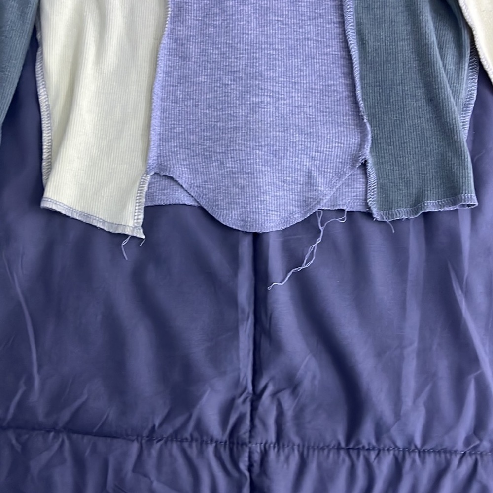 Crop top - Picture 2 of 4